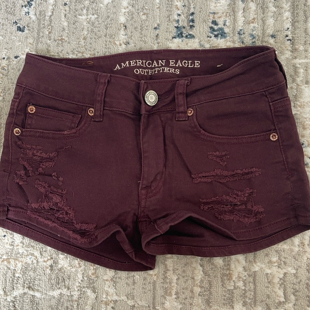 AMERICAN EAGLE OUTFITTERS Shorts. Size 0 Stretch in nearly new condition.